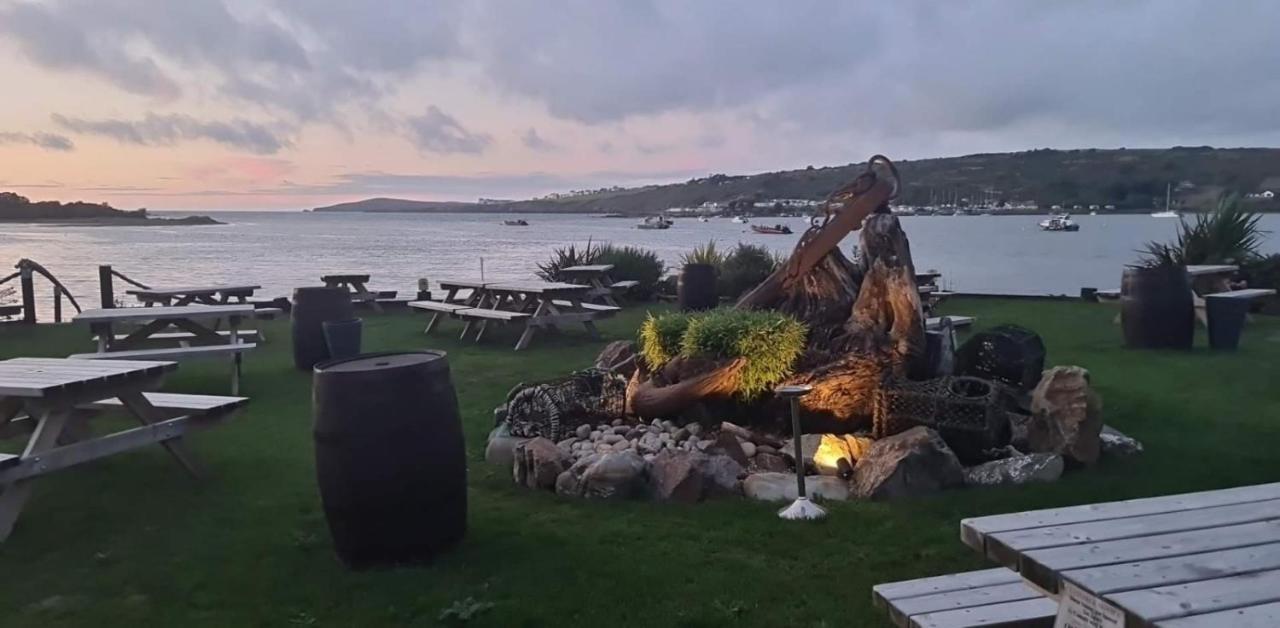 The Teifi Waterside Hotel Cardigan Exteriör bild